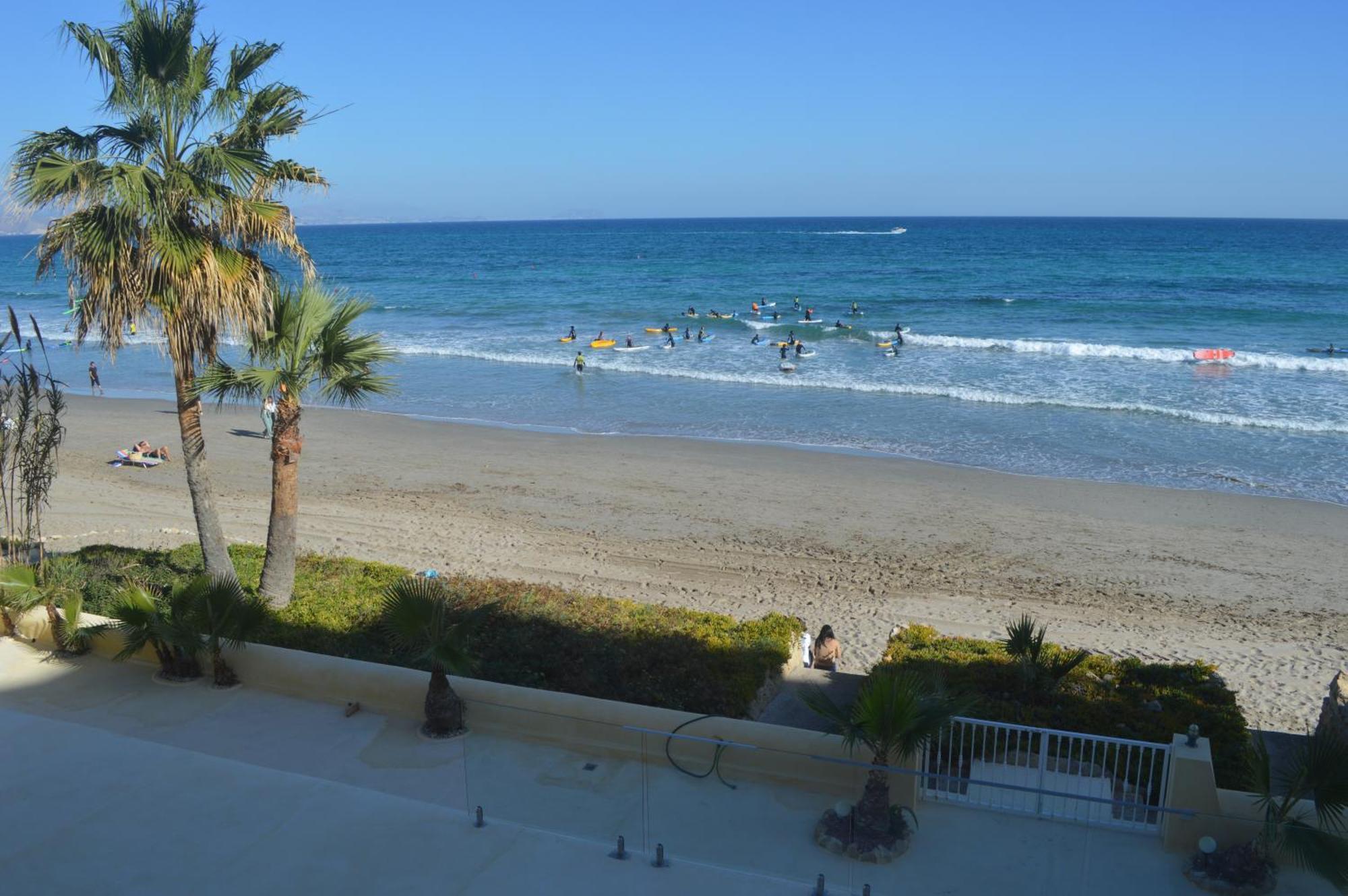 Maravilloso Apartamento Amanecer Cabo A Pie De Playa Y Mar En Chalet Roquetes Alicante Bagian luar foto