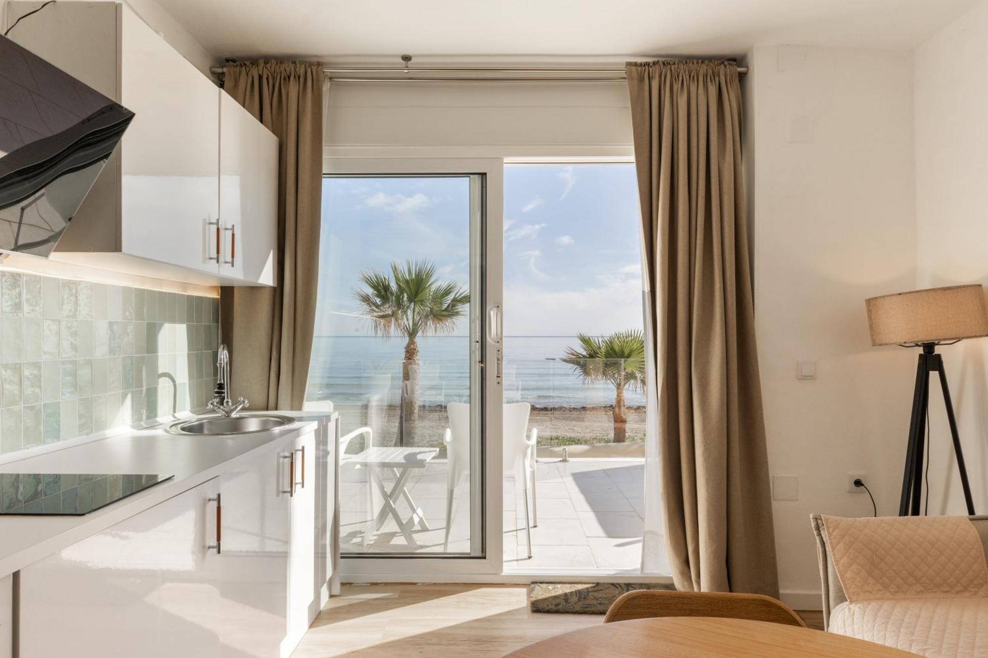 Maravilloso Apartamento Amanecer Cabo A Pie De Playa Y Mar En Chalet Roquetes Alicante Bagian luar foto